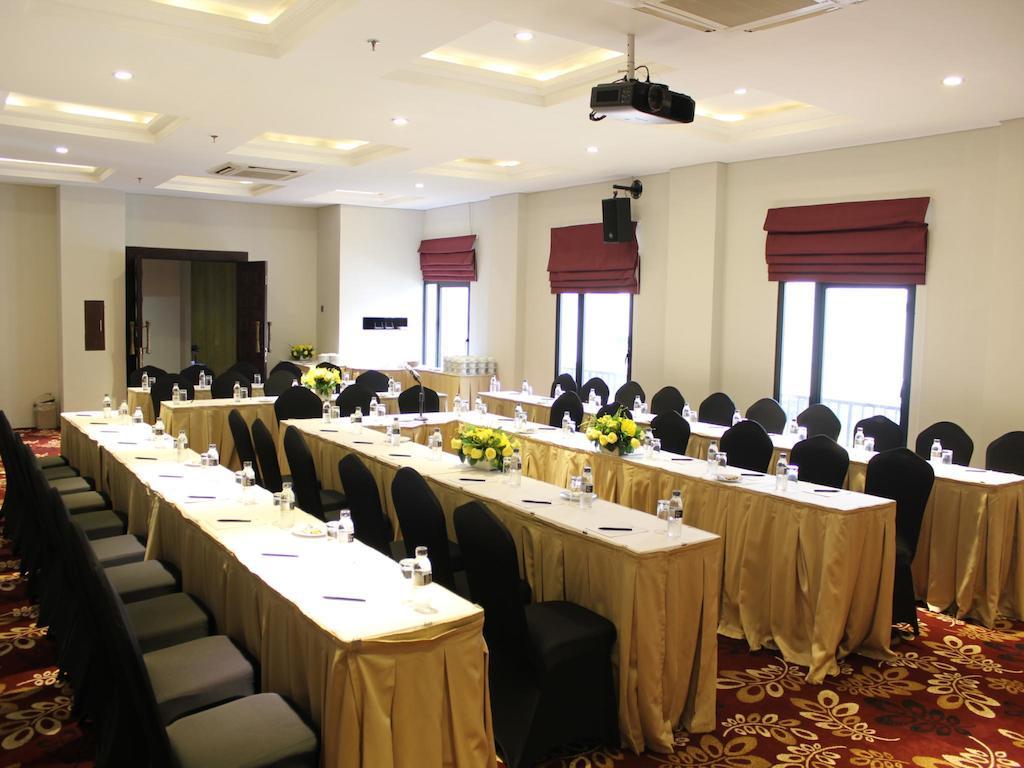 ג'קרטה Sotis Hotel מראה חיצוני תמונה