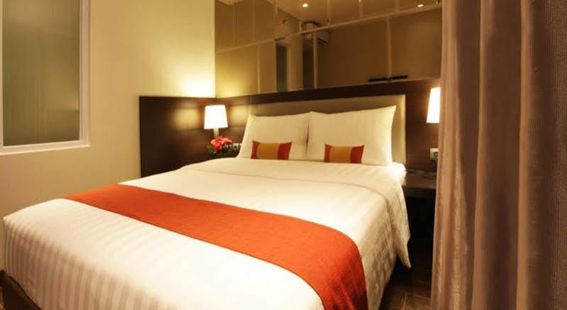 ג'קרטה Sotis Hotel מראה חיצוני תמונה